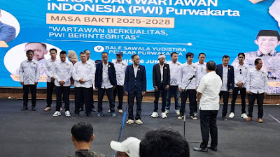 PWI Jabar Lantik Pengurus PWI Purwakarta Periode 2025-2028