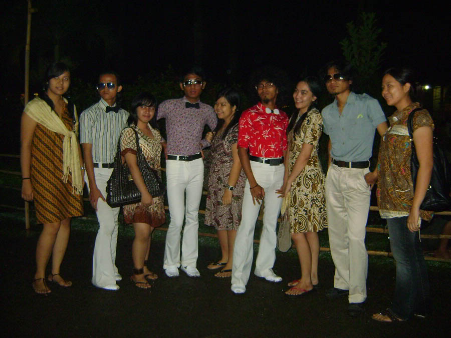 Era 80 s FASHION Era 80 s FASHION