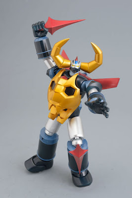 Evolution Toy - Dynamite Action Gaiking Figure