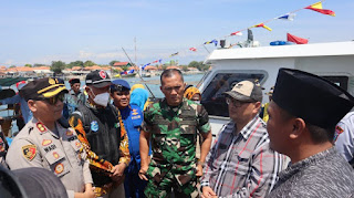  Polres Probolinggo Kota Bersama Forkopimda Dorong Percepatan Vaksinasi Difteri di Gili Ketapang