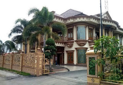 foto rumah termewah milik selebriti indonesia