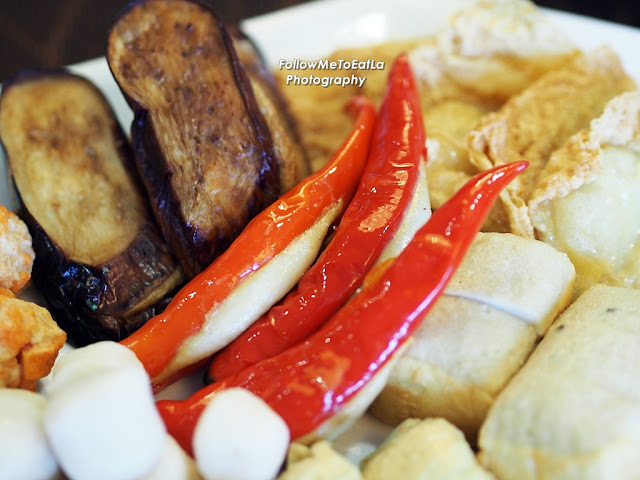 Stuffed Chilli With Fish Paste