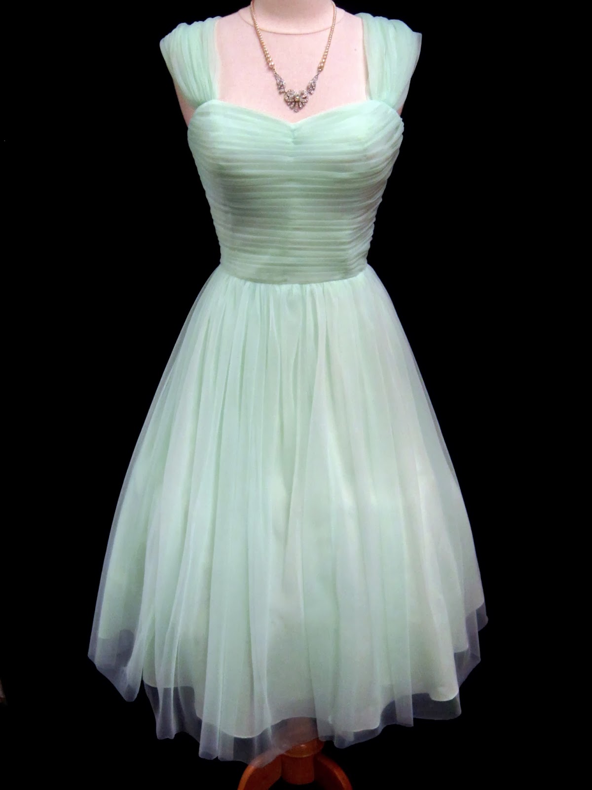 Dirty Fabulous: 1950s Style Bridesmaid prom dresses ...