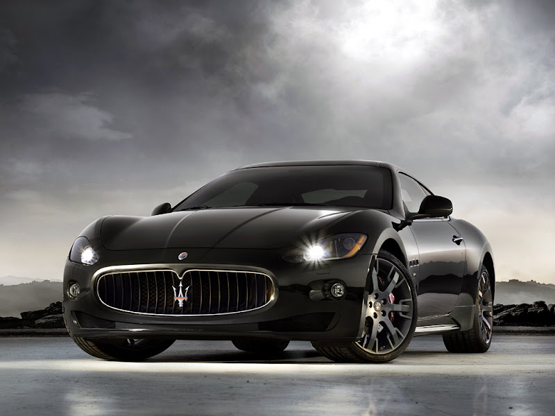 2009 Maserati GranTurismo S 2-door coupe