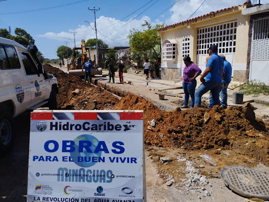 El Ministerio del Poder Popular de Atención a las Aguas (MinAguas) y la Hidrológica del Caribe (HidroCaribe) en sinergia con la alcaldía del municipio García, reemplazaron 55 metros lineales de tubería de 16″