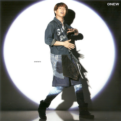 Onew Shinee Dazzling Girl album image scan