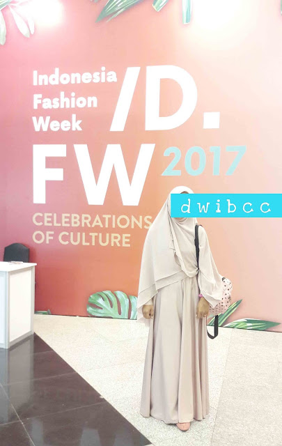 Indonesia Fashion Week 2017 