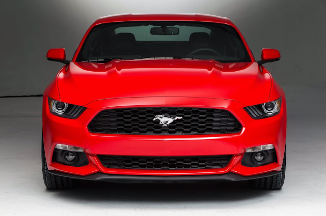 2015 Ford Mustang Design, Style, Performance Review