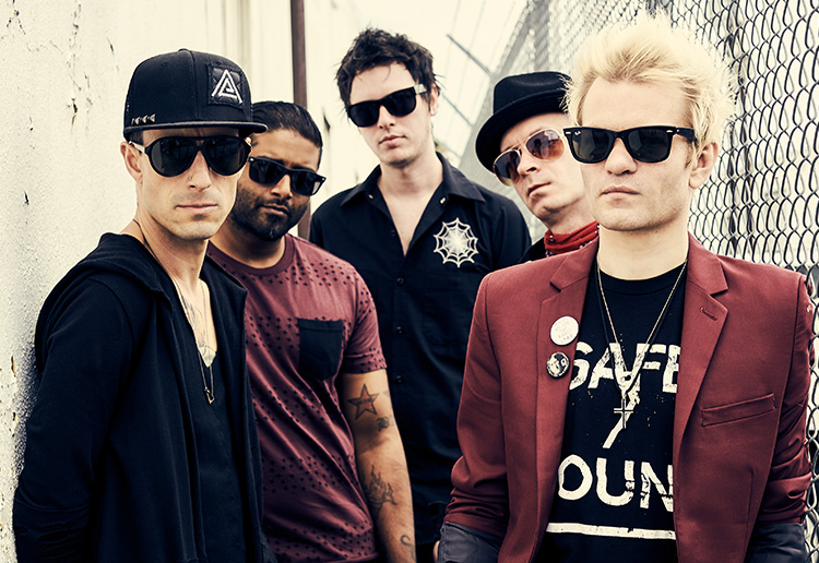 Nostalgic Rocking Together with Sum 41 & Simple Plan in Japan