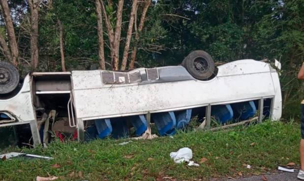 Un muerto y al menos 16 heridos en accidente en la autovía de Samaná
