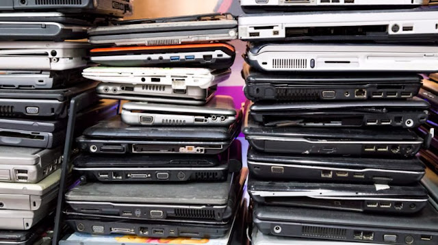 Recycling Old Computers to Save the Environment