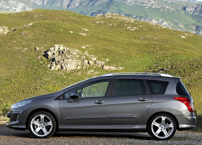 2009 Peugeot 308 SW side