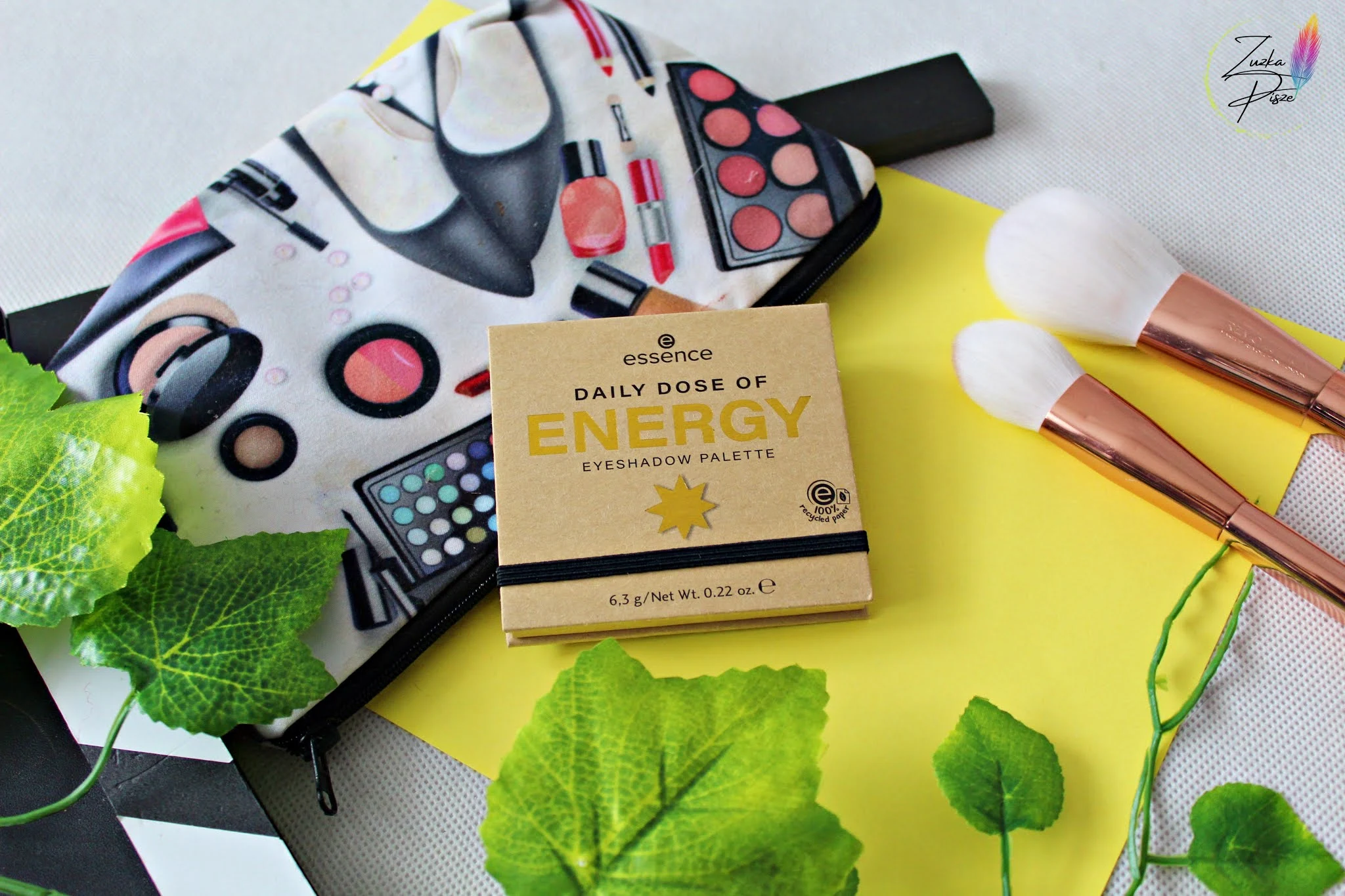 Essence Daily Dose of ENERGY - paleta cieni do powiek