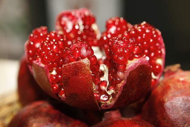 Benefits and Harms of Pomegranate