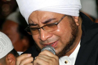  Al Habib Munzir bin Fuad Al Musawwa