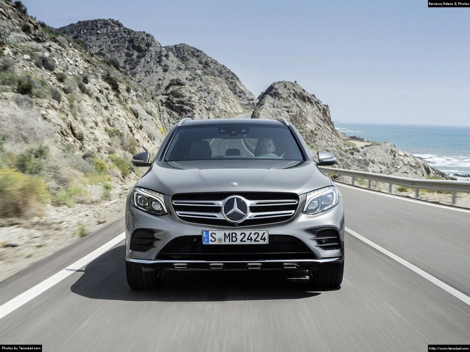 Hình ảnh xe ô tô Mercedes-Benz GLC 2016 & nội ngoại thất