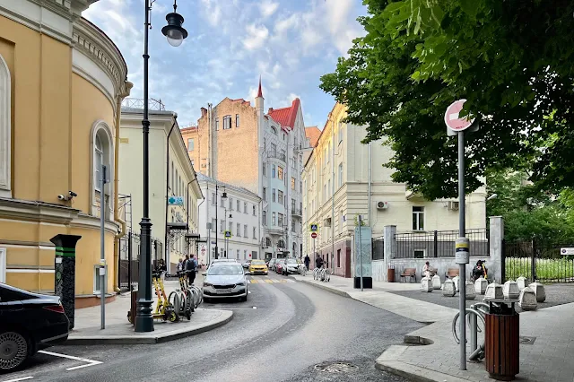 Благовещенский переулок