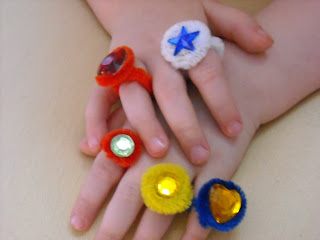 DIY pipe cleaner rings