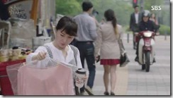 While.You.Were.Sleeping.E32.END.171116.HDTV.H264.540p-SS.mkv_001066596_thumb