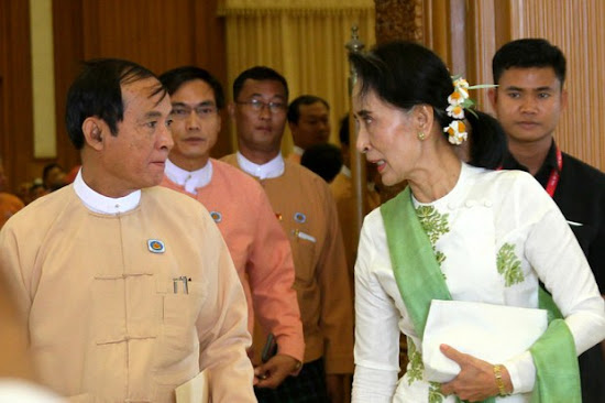 ဒေါ်အောင်ဆန်းစုကြည်၊ သမ္မတဦးဝင်းမြင့်နဲ့ ဝန်ကြီးချုပ်တွေကို တပ်မတော်ဖမ်းဆီး / Photo- AFP