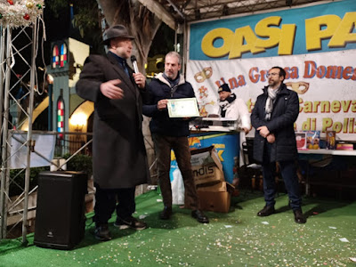 Oasi Park – Roma. Il dott. Gianluca GUERRISI, Segretario di Presidenza Nazionale dell’Associazione ARGOS Forze di POLIZIA, riceve dal dott. Umberto PUATO, Presidente dell’Associazione CulturAmbiente , l’attestato di MISSIONARIO di PACE – Premio San Francesco 2022