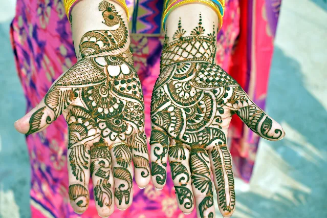 mehndi design simple