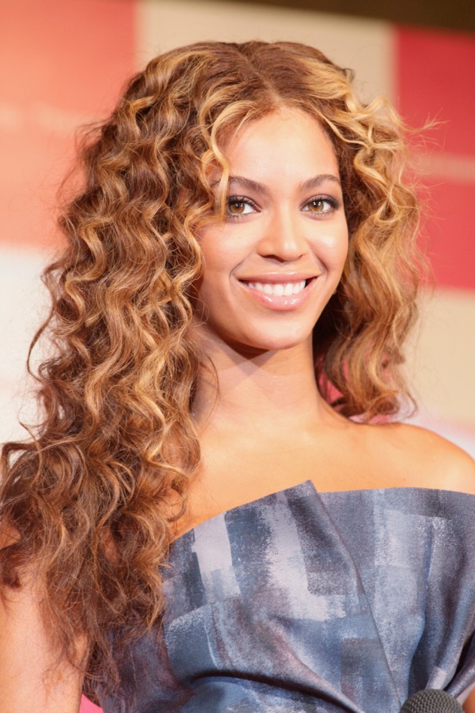 hairstyles curly. Best Long Curly Hairstyles