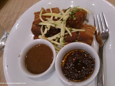 manam comfort filipino food moa food review crispy belly-cious kawali