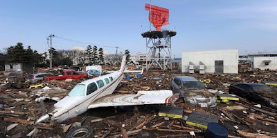 Kumpulan Foto Gempa, Tsunami Jepang 11 Maret 2011 - Tragedi Borneo