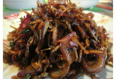 Ikan Bilis Goreng Asam