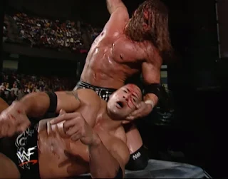 WWE / WWF - Armageddon 2000 - The Rock silences Kevin Kelly