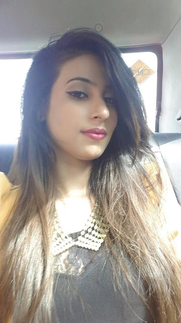 beuatiful-Indian-Desi-teen-girl