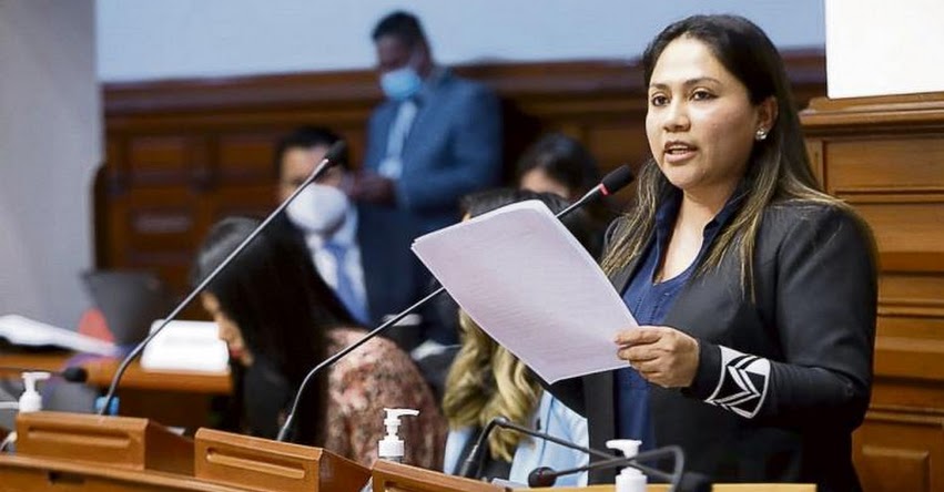 Expulsan a congresista Heidy Juárez del partido Alianza para el Progreso tras difusión de audios