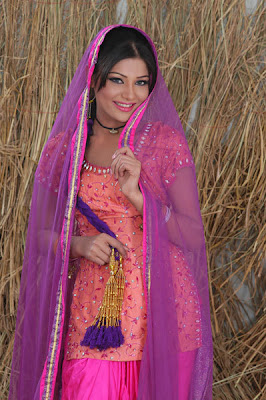 Pakistani Village Girl Uzma Muskan Picture