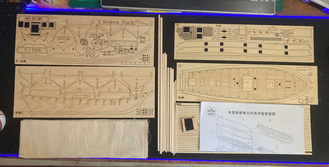 1:100 Baltimore Schooner Halcon 1840 - Contents of the Kit