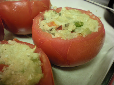 Cauliflower stuffed tomatoes without cheese