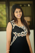 Kavya Kumar new Glam pics-thumbnail-59