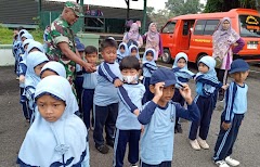 Kenalkan Tentara, TK Al Istiqomah Kunjungi Kodim Banyumas