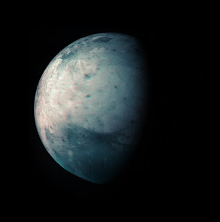 https://commons.wikimedia.org/wiki/File:Ganymede_infrared_NASA_Juno_JIRAM.jpg