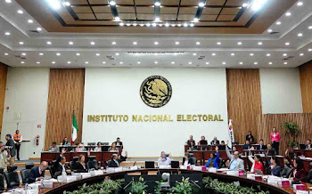 El INE de Taddei revive los bonos electorales a consejeros; cada uno recibirá 525 mil pesos