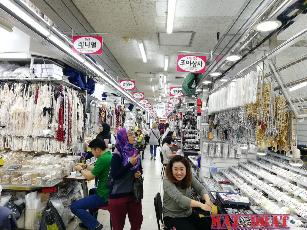  Tempat  Beli  Baju  Murah Di  Korea  Sederet Tempat 