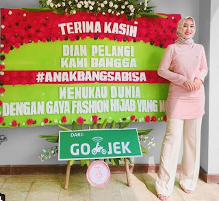 Fashion Dan Hijab Ala Dian Pelangi