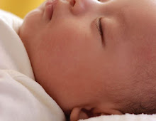   Beberapa Penyebab dan Cara Menghilangkan Biang Keringat Pada Bayi 