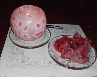 round pink candle