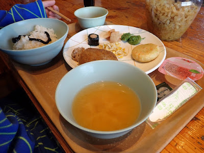 子供と白山登山　室堂　夕食