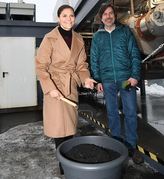 Crown Princess Victoria wore Max Mara Manuela belted camel hair coat. Meghan Markle wore the same coat