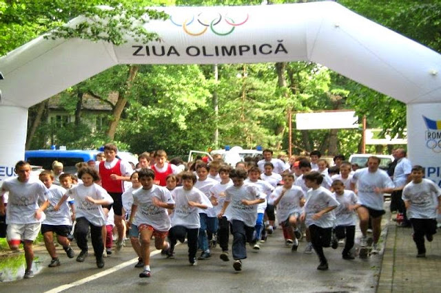 Crosul Olimpic Timişoara. 7 iunie 2015. Alergare prin Parcul Rozelor şi Parcul Copiilor. Start