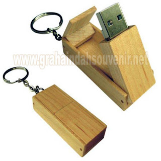 FLASHDISK KAYU