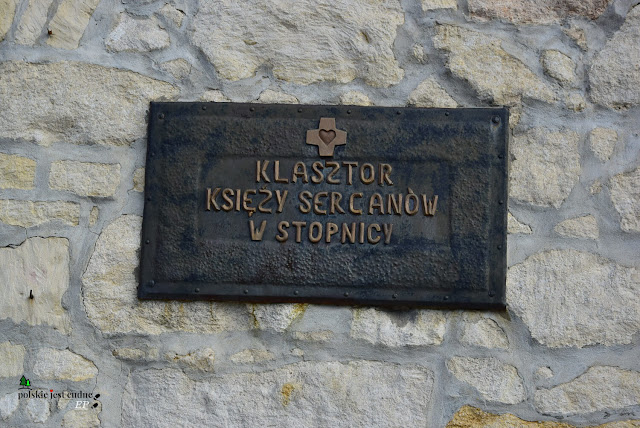 katy-stare-klasztor-kosciol-antoniego-padewskiego-powiat-buski-swietokrzyskie-gmina-stopnica