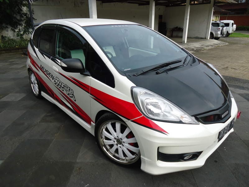 Very Cool Honda Jazz RS Mugen 2012